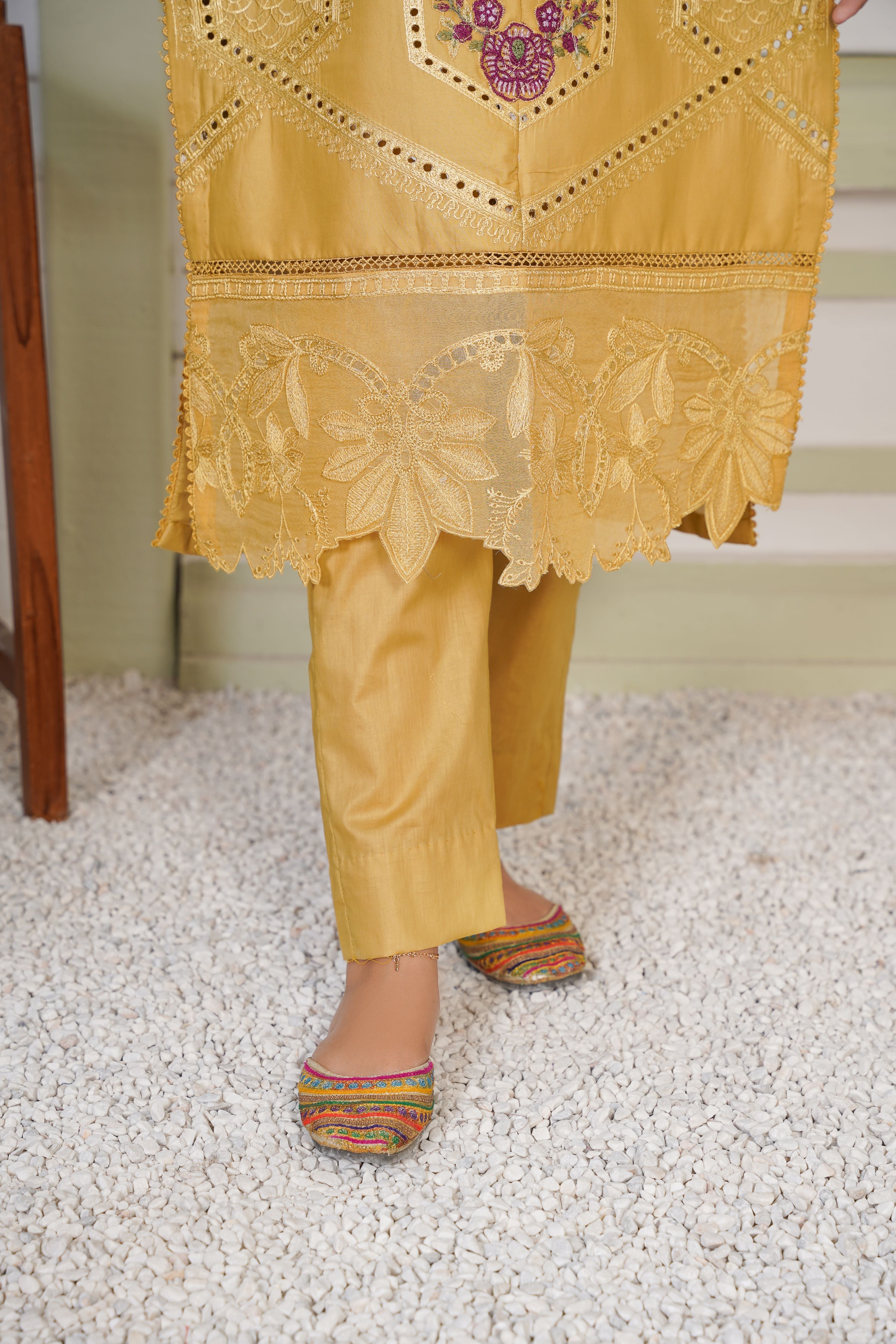 PRET Embroidered Chikankari - 3 PC