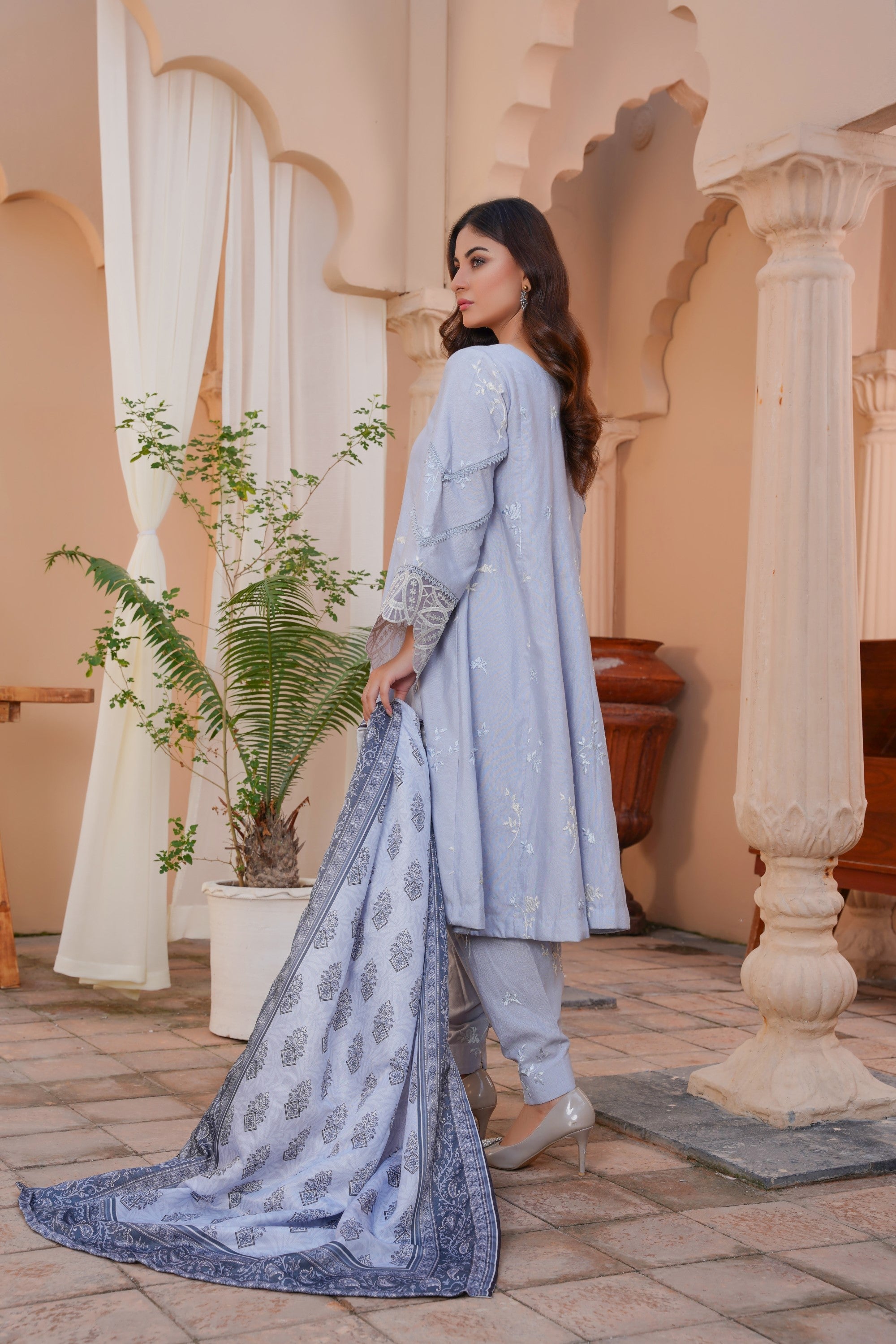 3 PC - Embroidered Karandi Pret