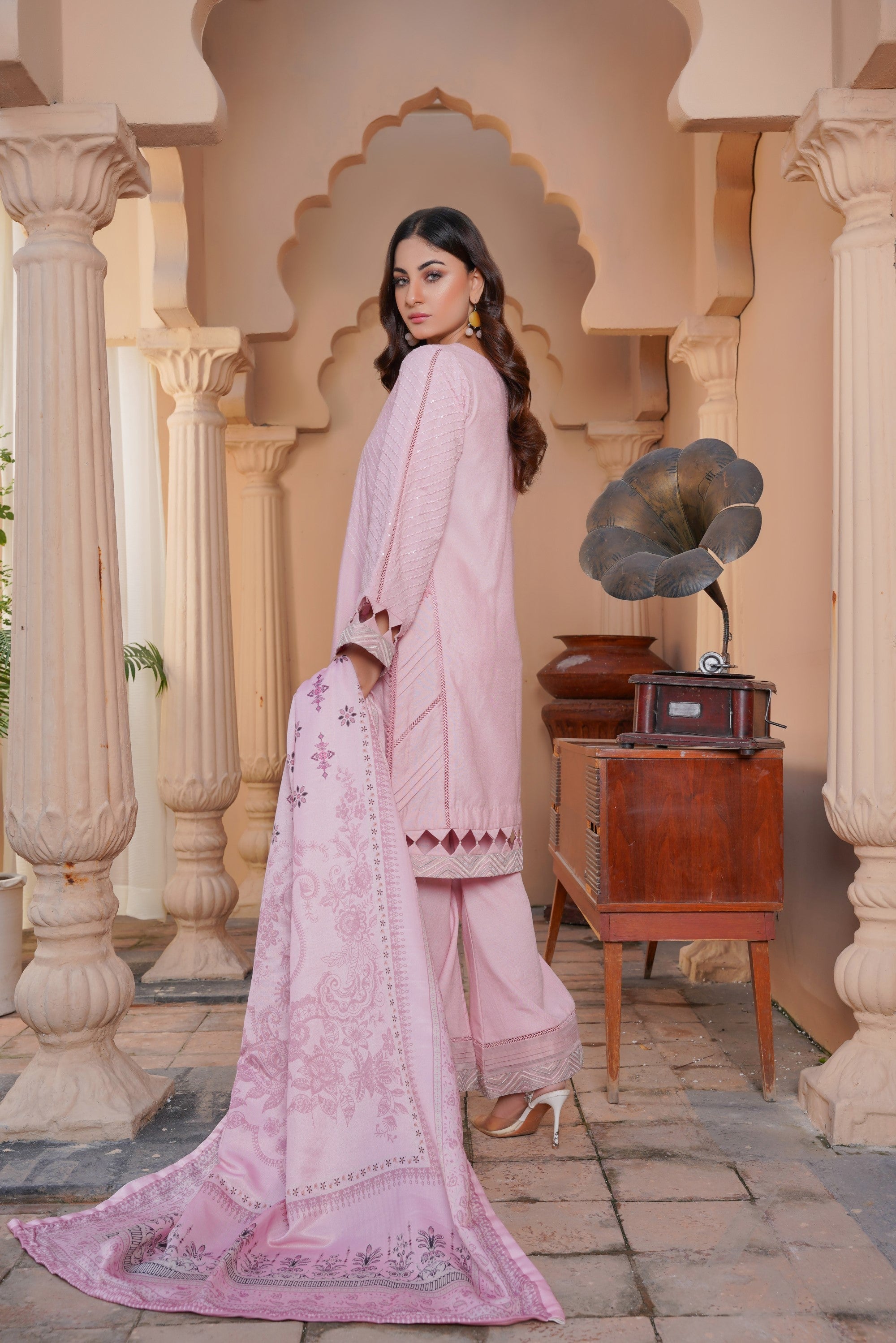 3 PC - Embroidered Karandi Pret