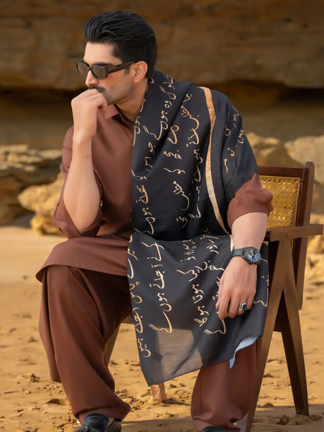 Jaun Elia Stole (Black & Gold-Men) TNG by MD