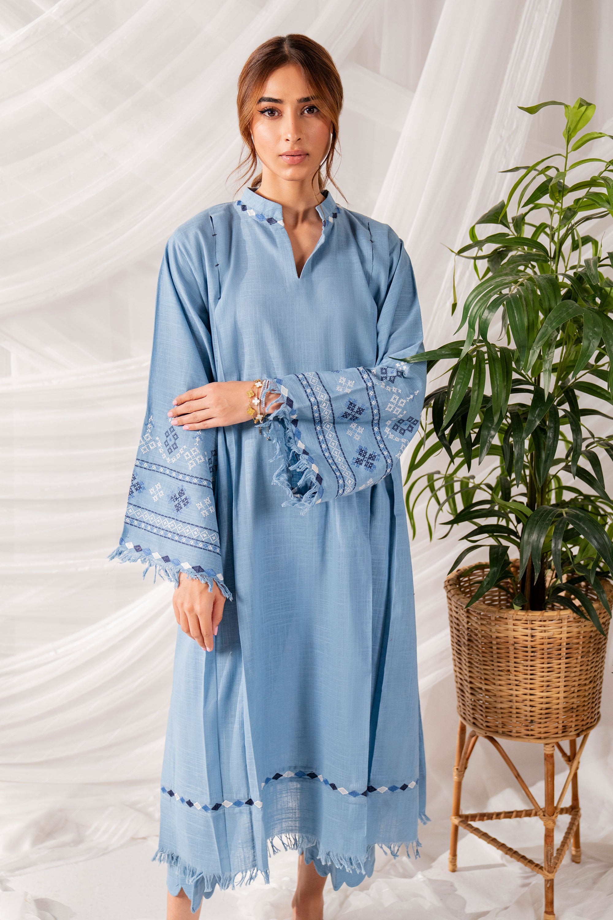 Elvan - 2Pc Embroidered