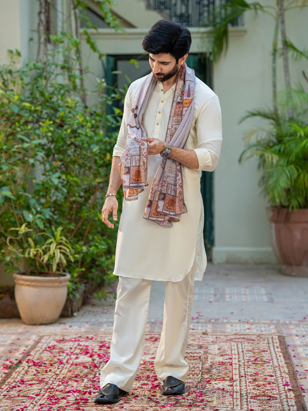 Shaam Stole