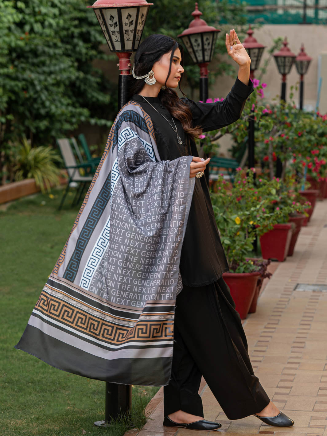 TNG-SIGNATURE-Stole Grey
