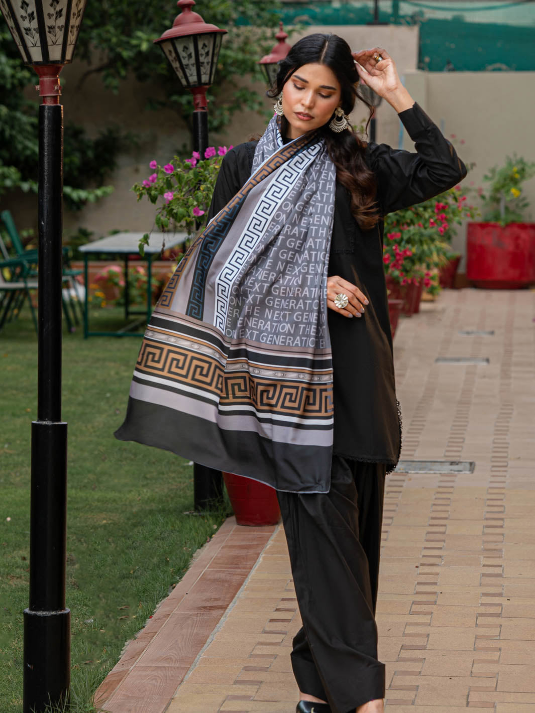 TNG-SIGNATURE-Stole Grey