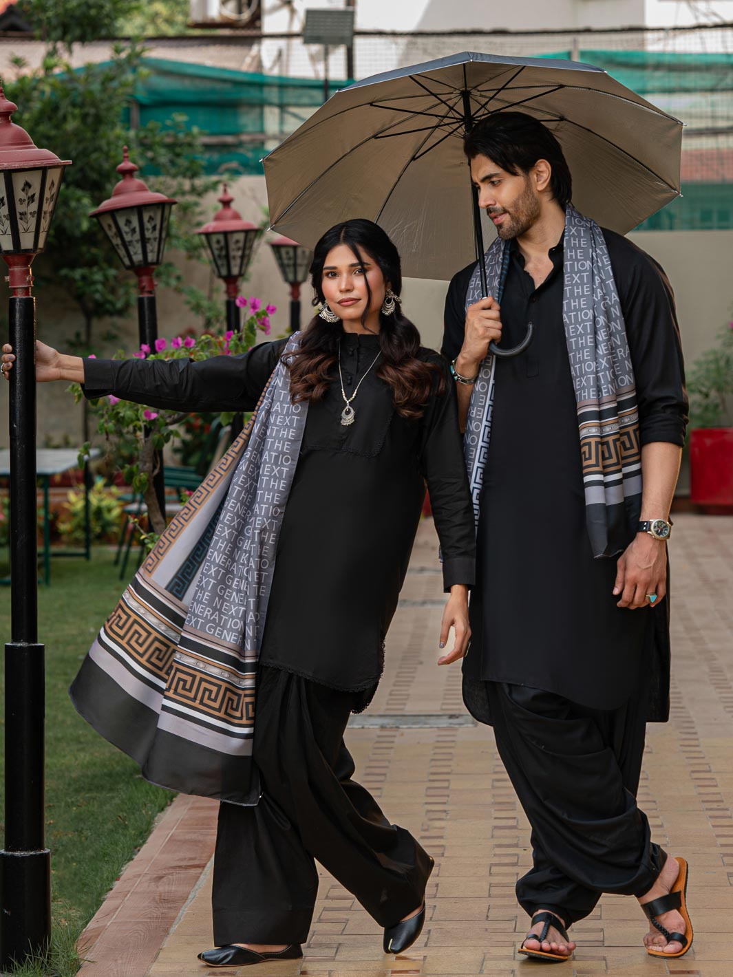 TNG-SIGNATURE-Stole Grey