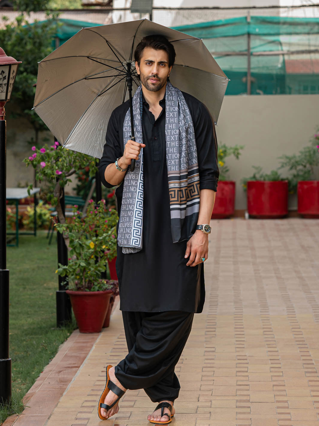 TNG-SIGNATURE-Stole Grey