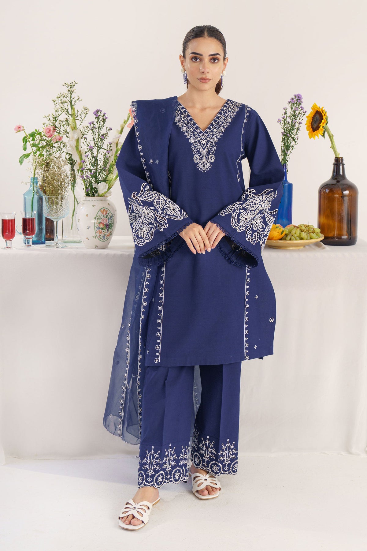 Nuray-3Pc Embroidered