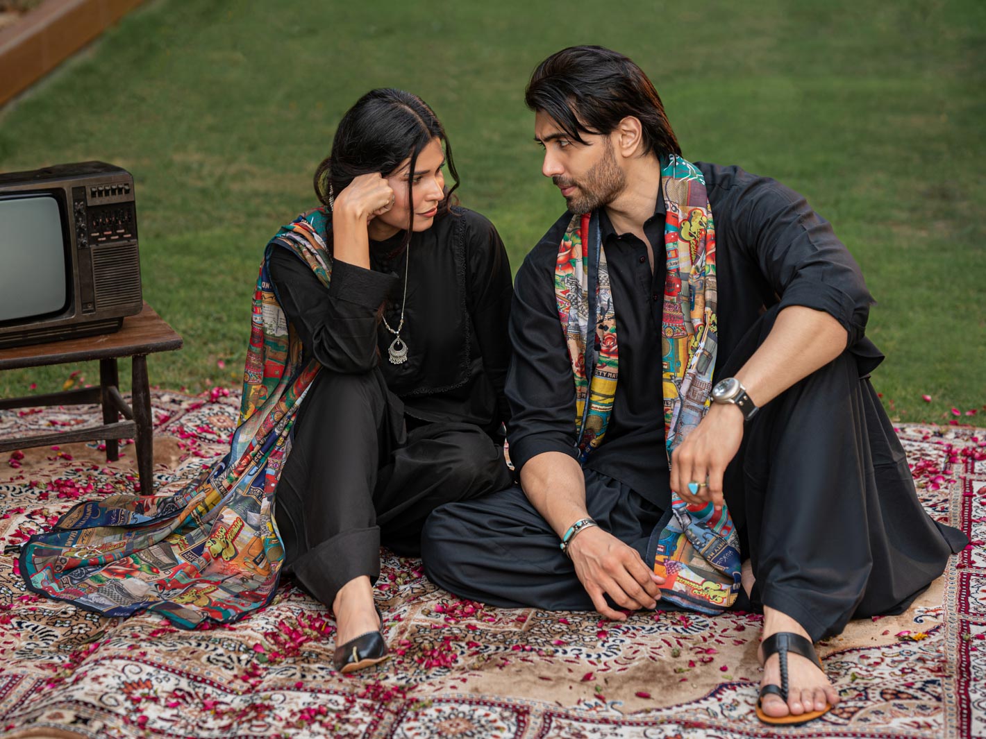 Yaadein Stole