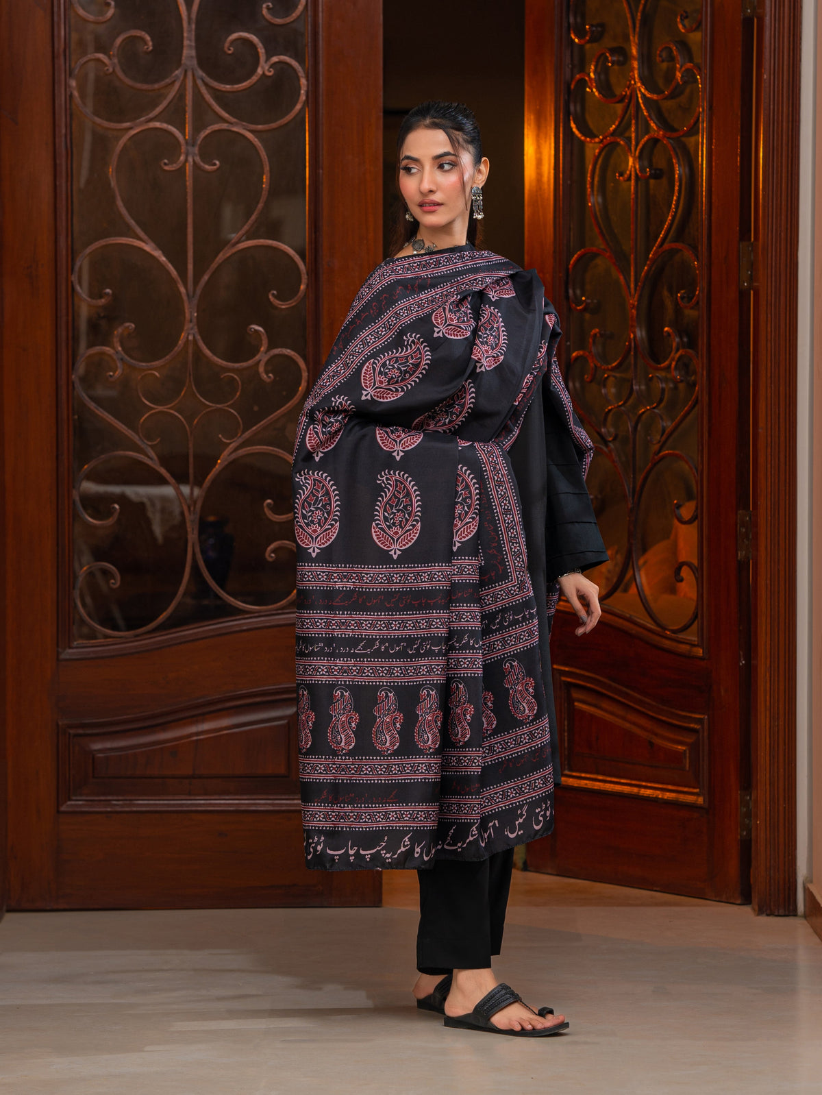 Ajrak Batik Silk Odhni (Red-Black)