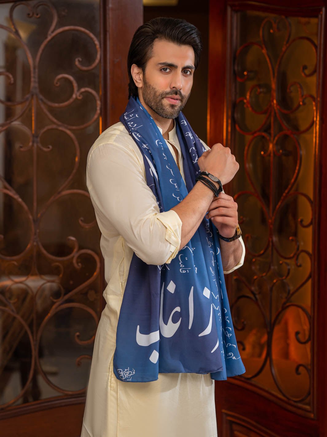 Ghalib Ki Khuwaish Stole
