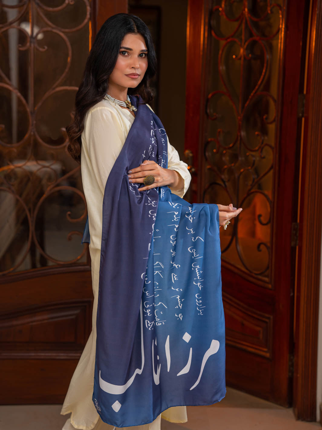 Ghalib Ki Khuwaish Stole