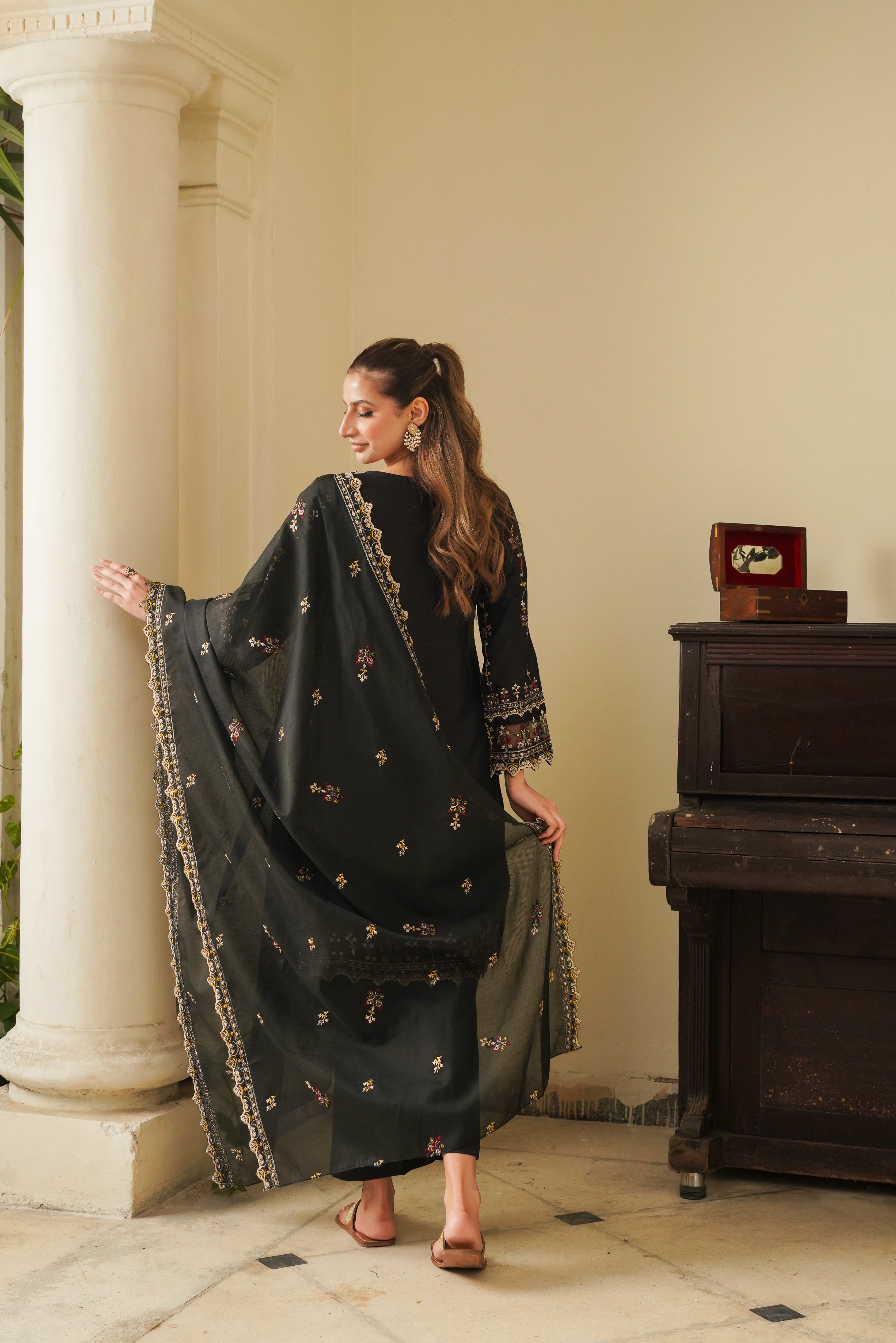 Charcoal Dupatta