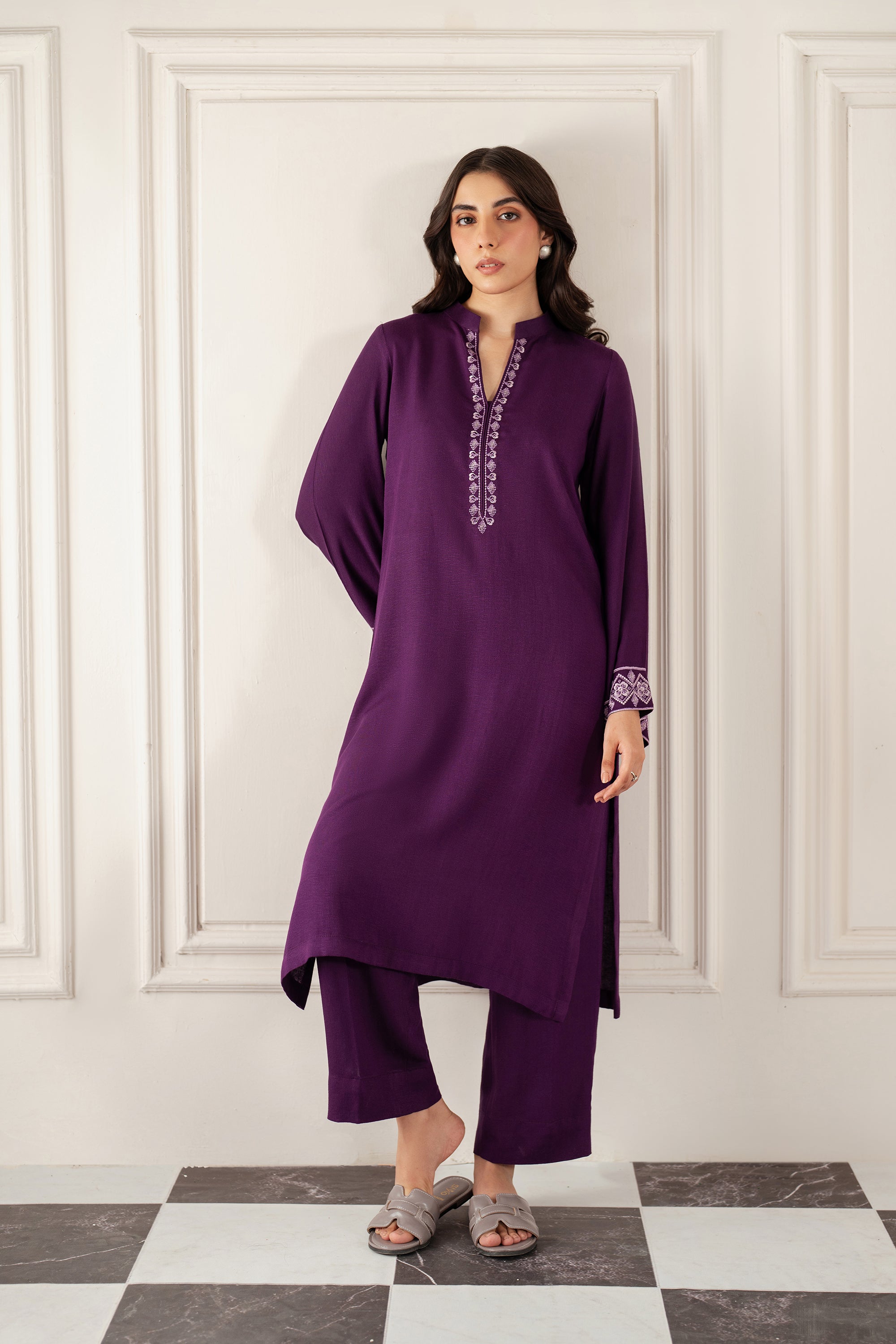 Janira - 2Pc Embroidered