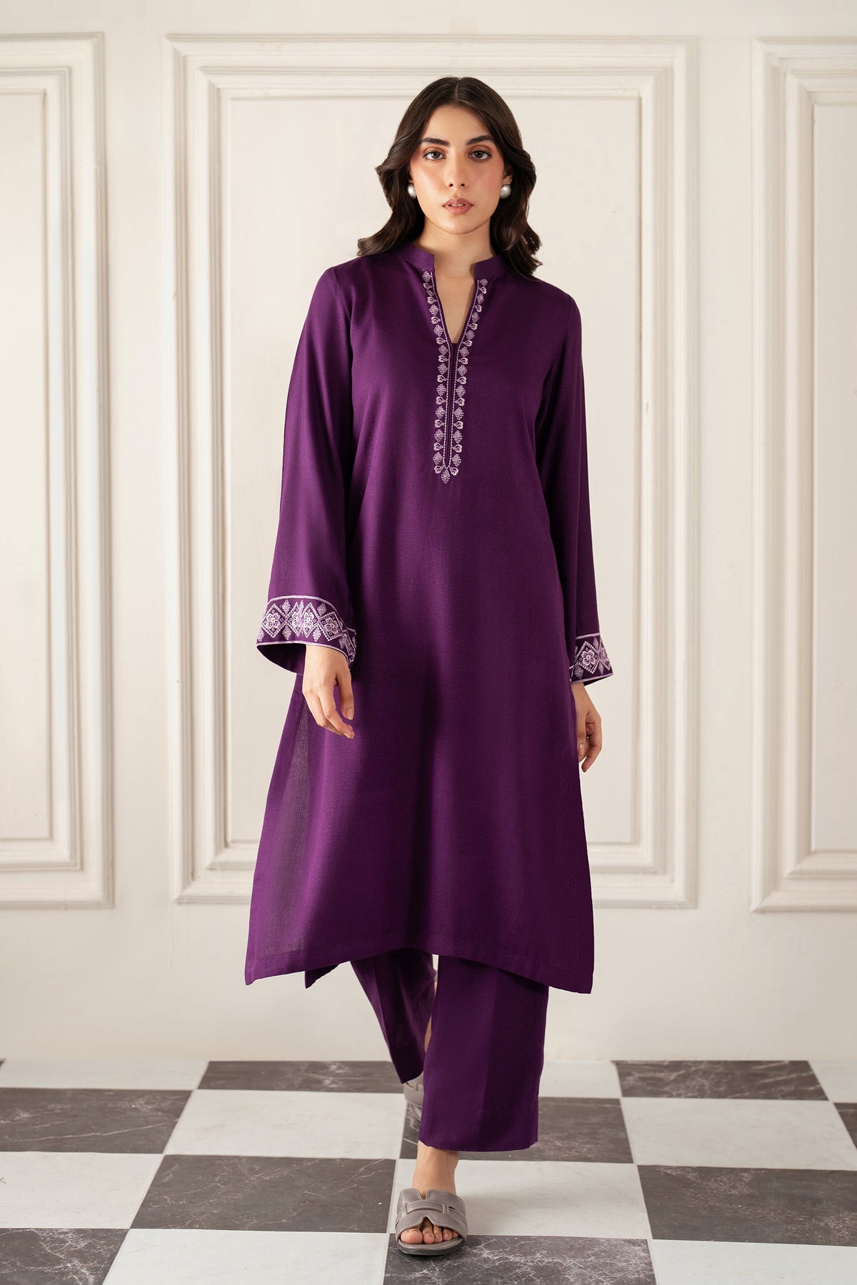 Janira - 2Pc Embroidered