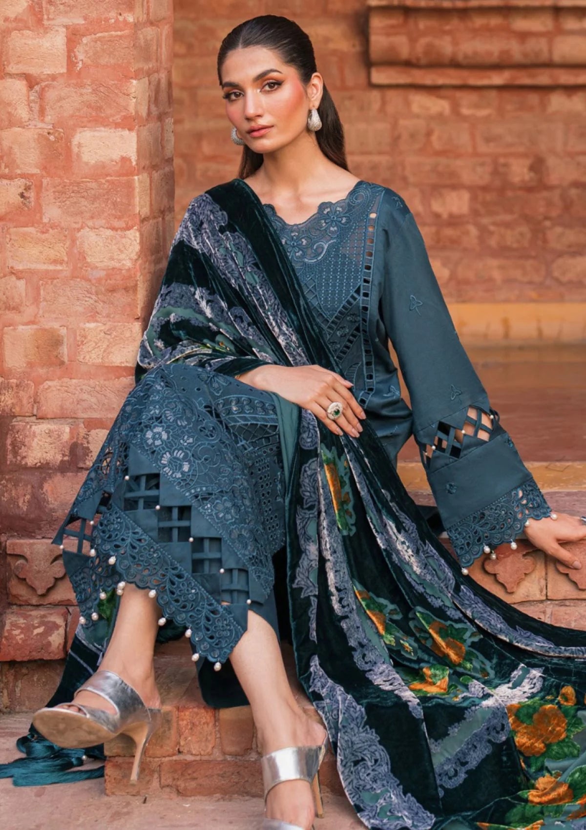 Aven - Embroidered Corduroy 3PC