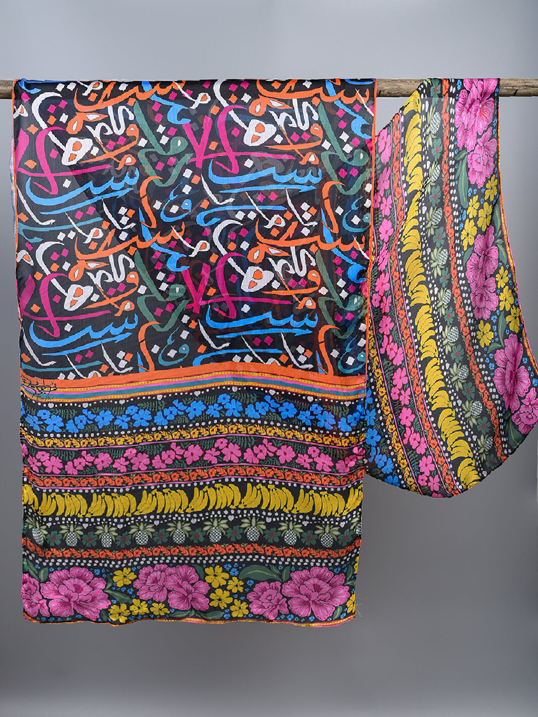 Fruity Huroof Stole (Black)
