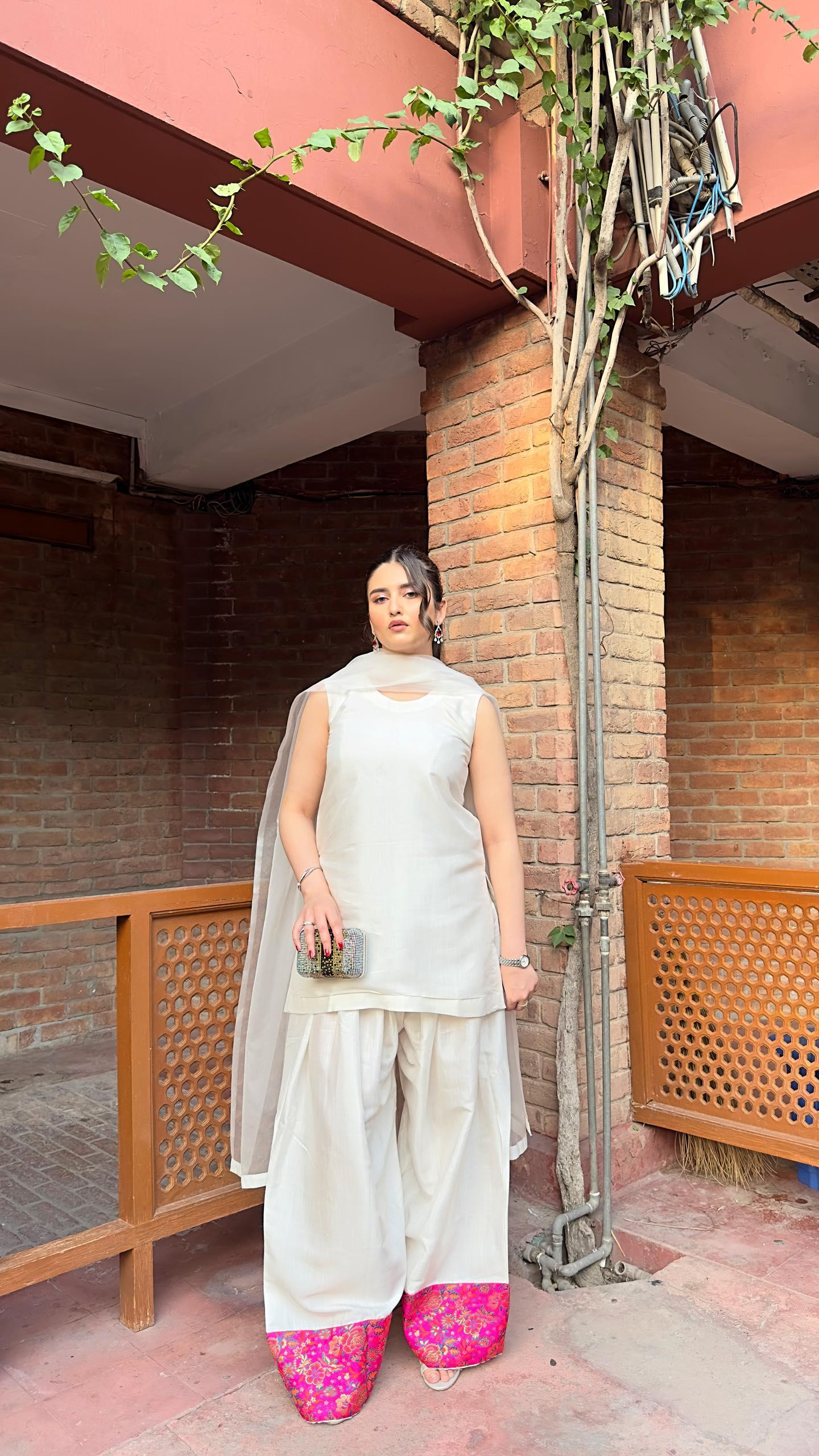 Farshi Shalwar three pc(pay-now)