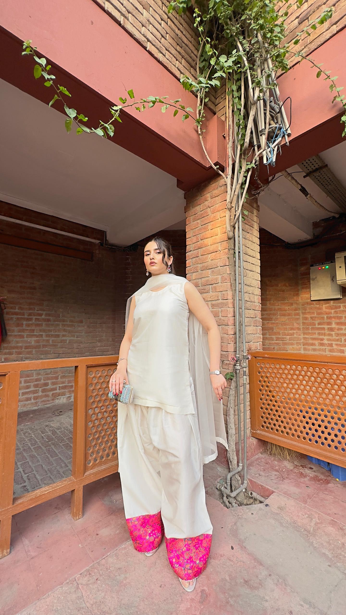 Farshi Shalwar three pc(pay-now)