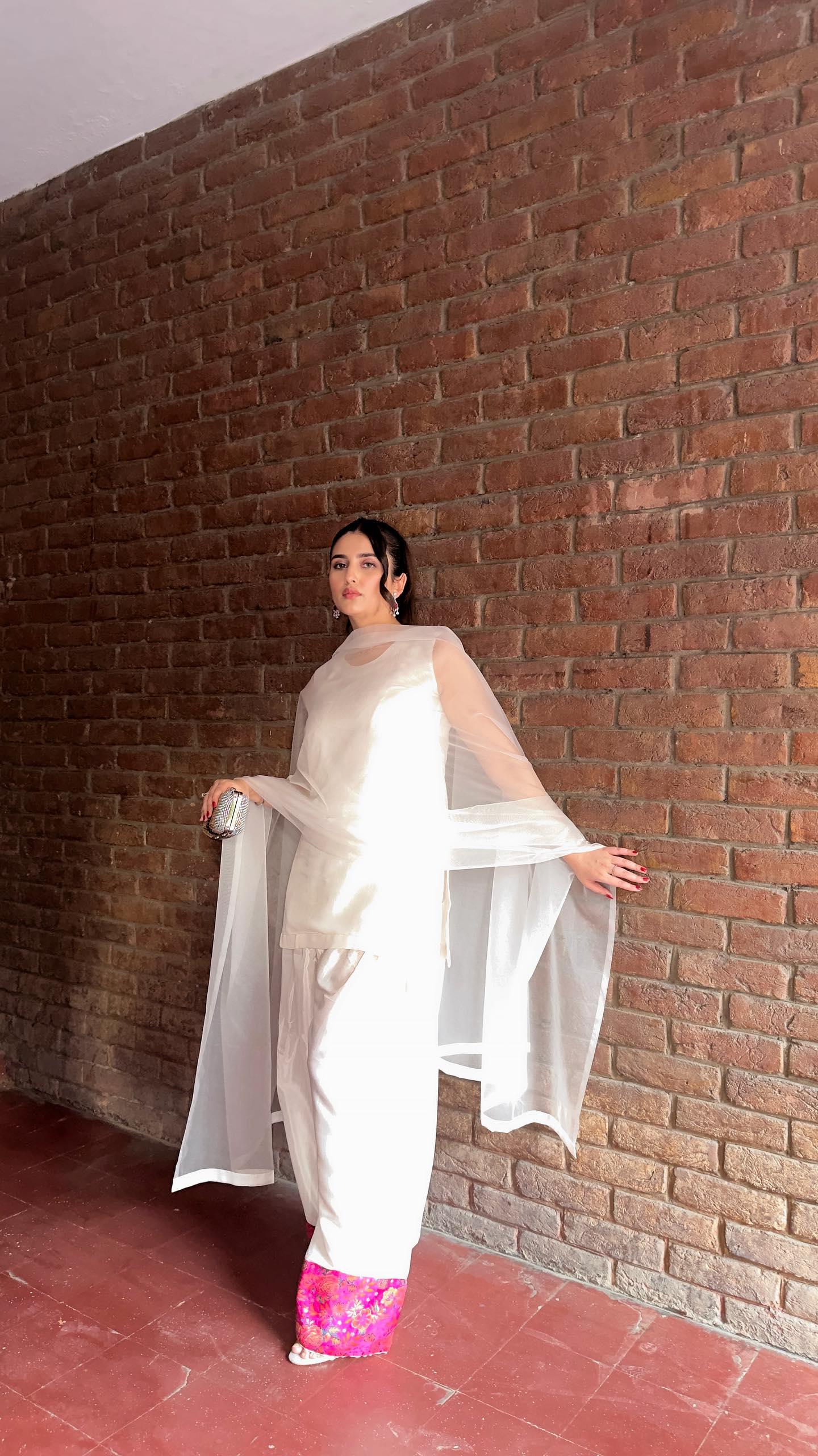 Farshi Shalwar three pc(pay-now)