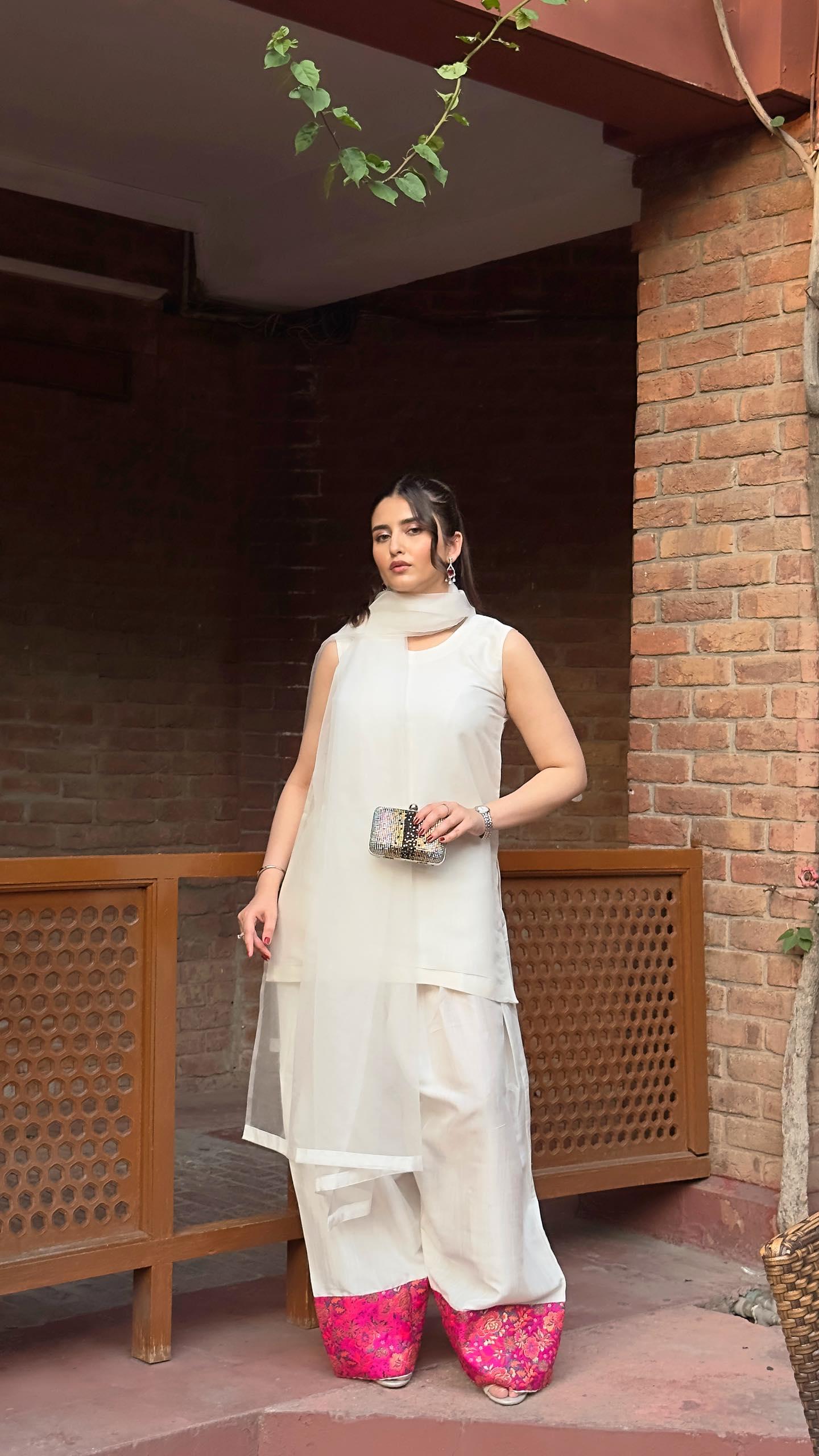 Farshi Shalwar three pc(pay-now)