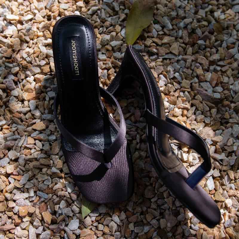Nina Charcoal - Jooti Shooti