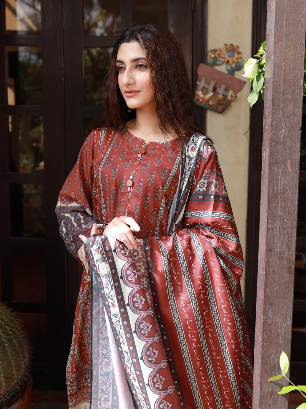 Nakhrey Set Stitched 2 Piece (Maroon)