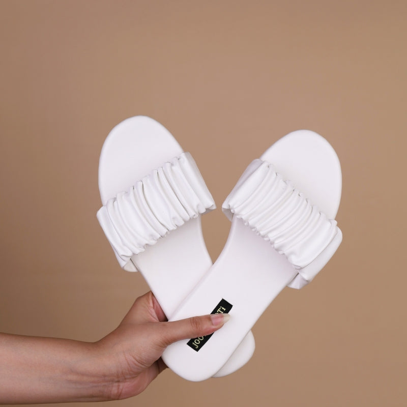 Scrunch It Up White