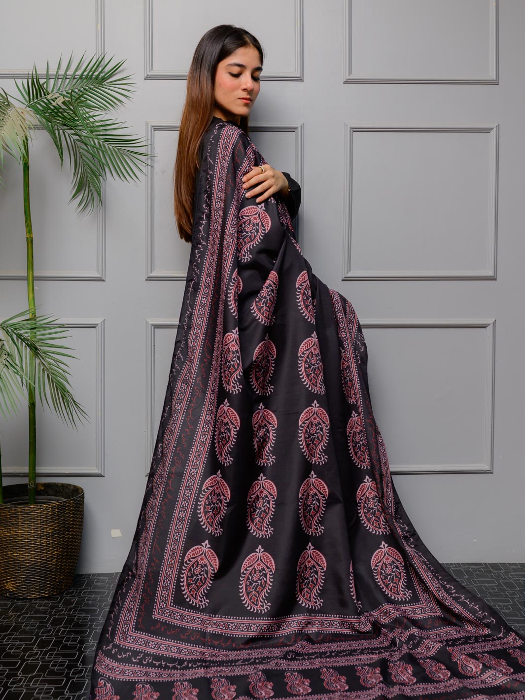 Ajrak Batik Silk Odhni (Red-Black)