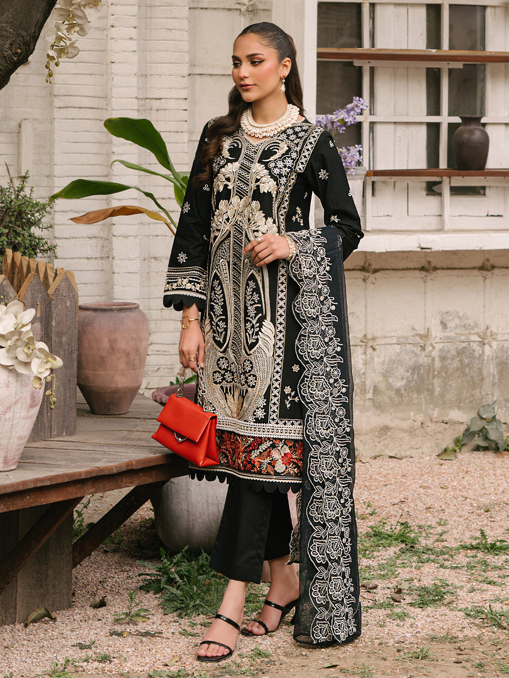 MK 04A - Embroidered 3P Lawn