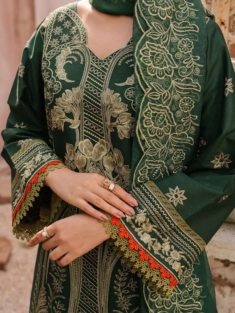 MK 04B - Embroidered 3P Lawn