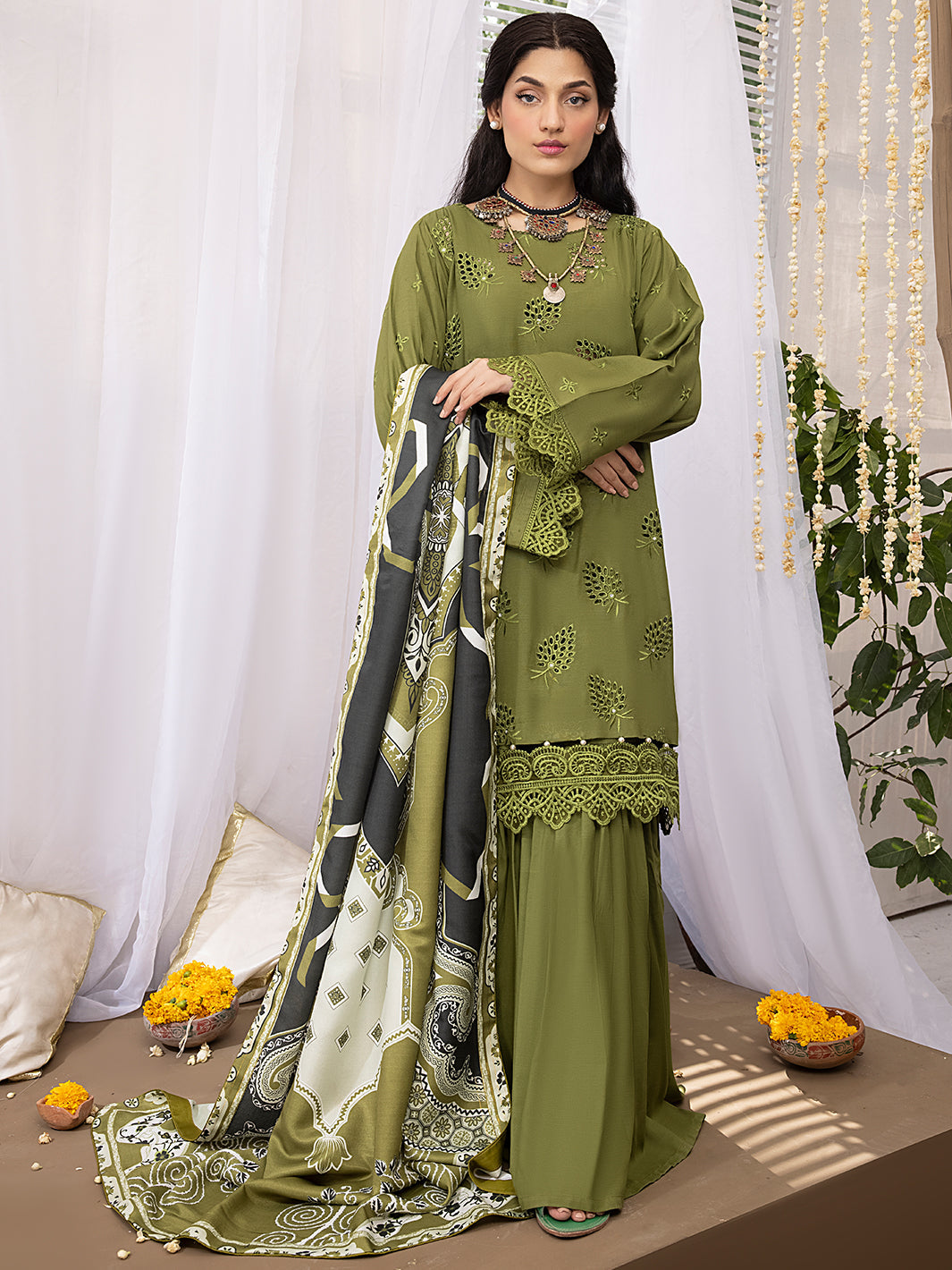 ML - 06 Embroidered Linen 3P
