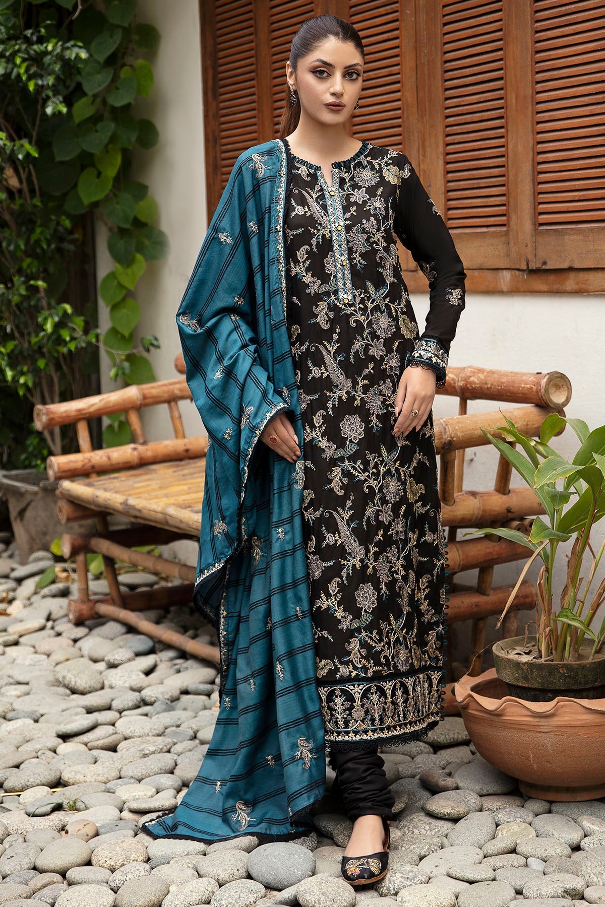 4271 - Linen Embroidered 3P