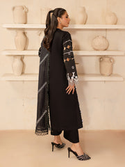 SG-01 - Embroidered Lawn 3P