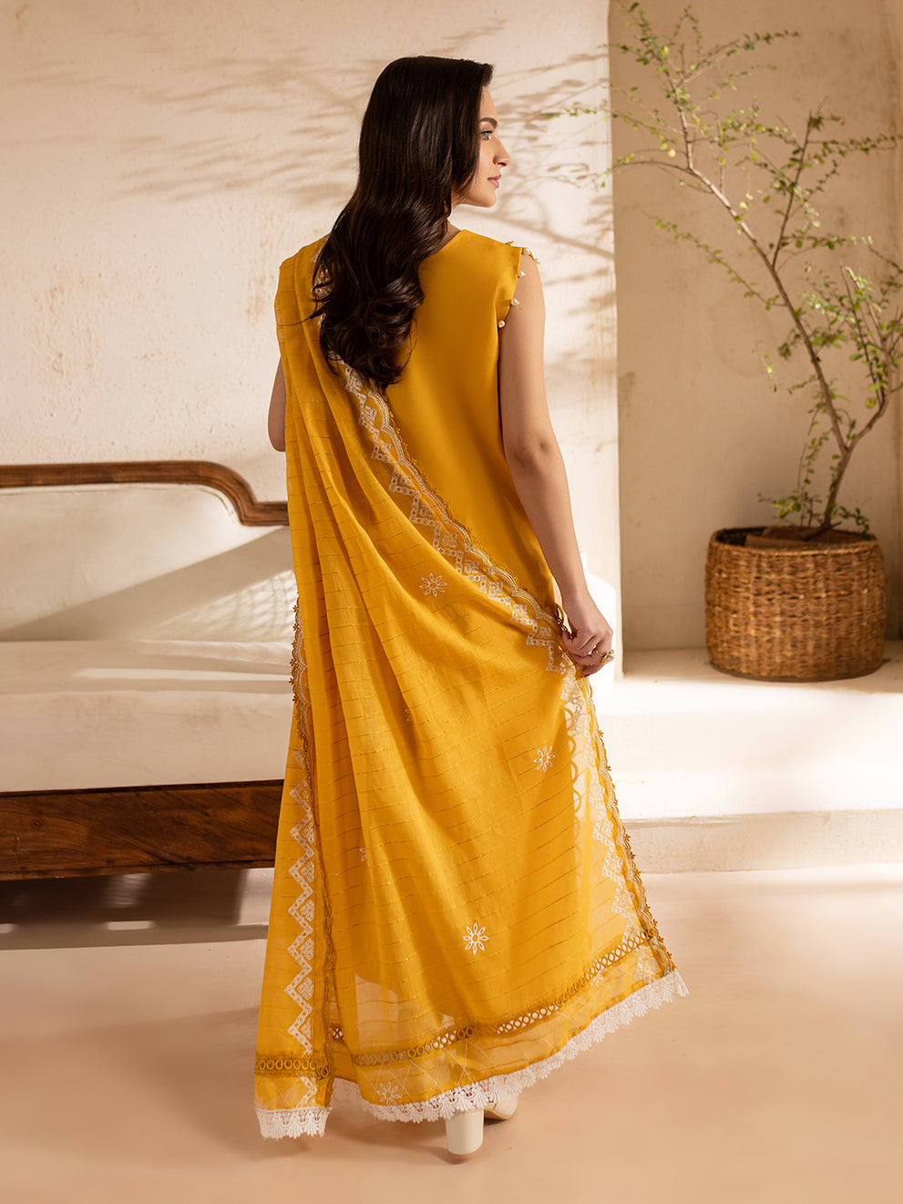 SG-13 - Embroidered Lawn 3P