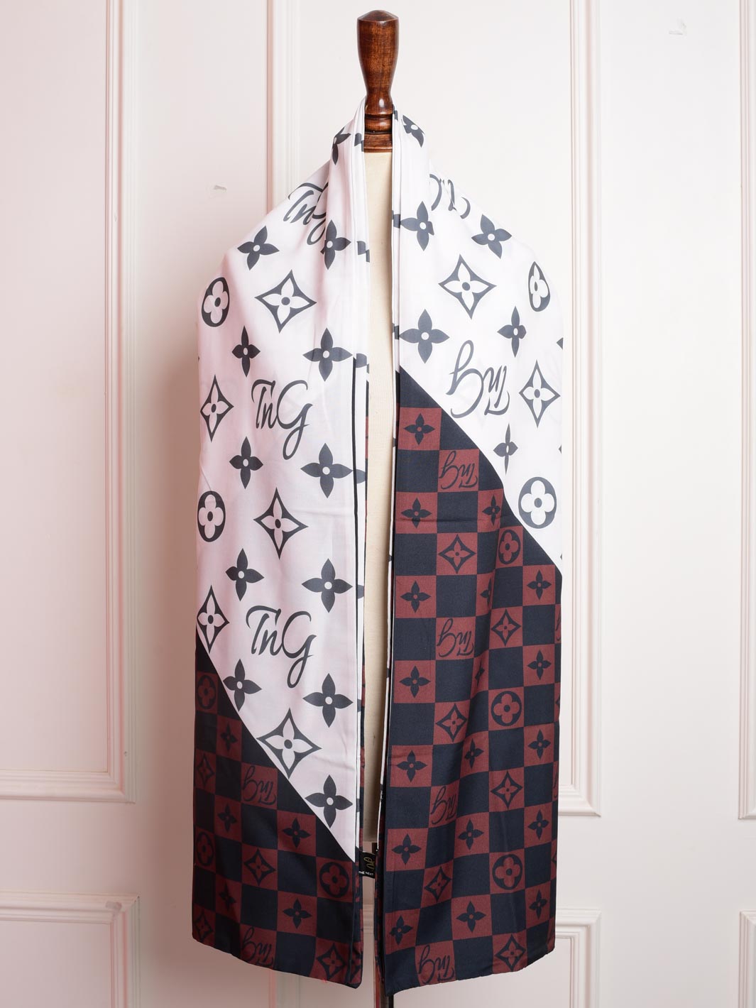 TNG-Signature-Muffler 003