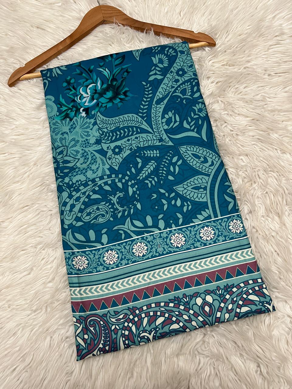 MD025 - Wool Printed Shawl