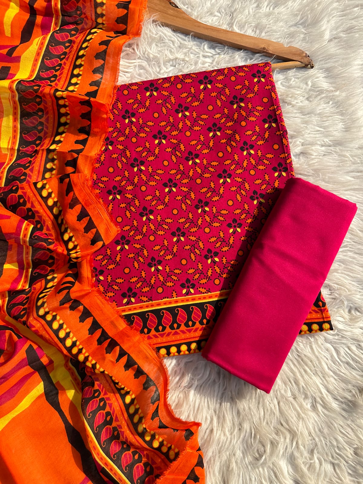 423A - Aisha Noor Printed Lawn 3P