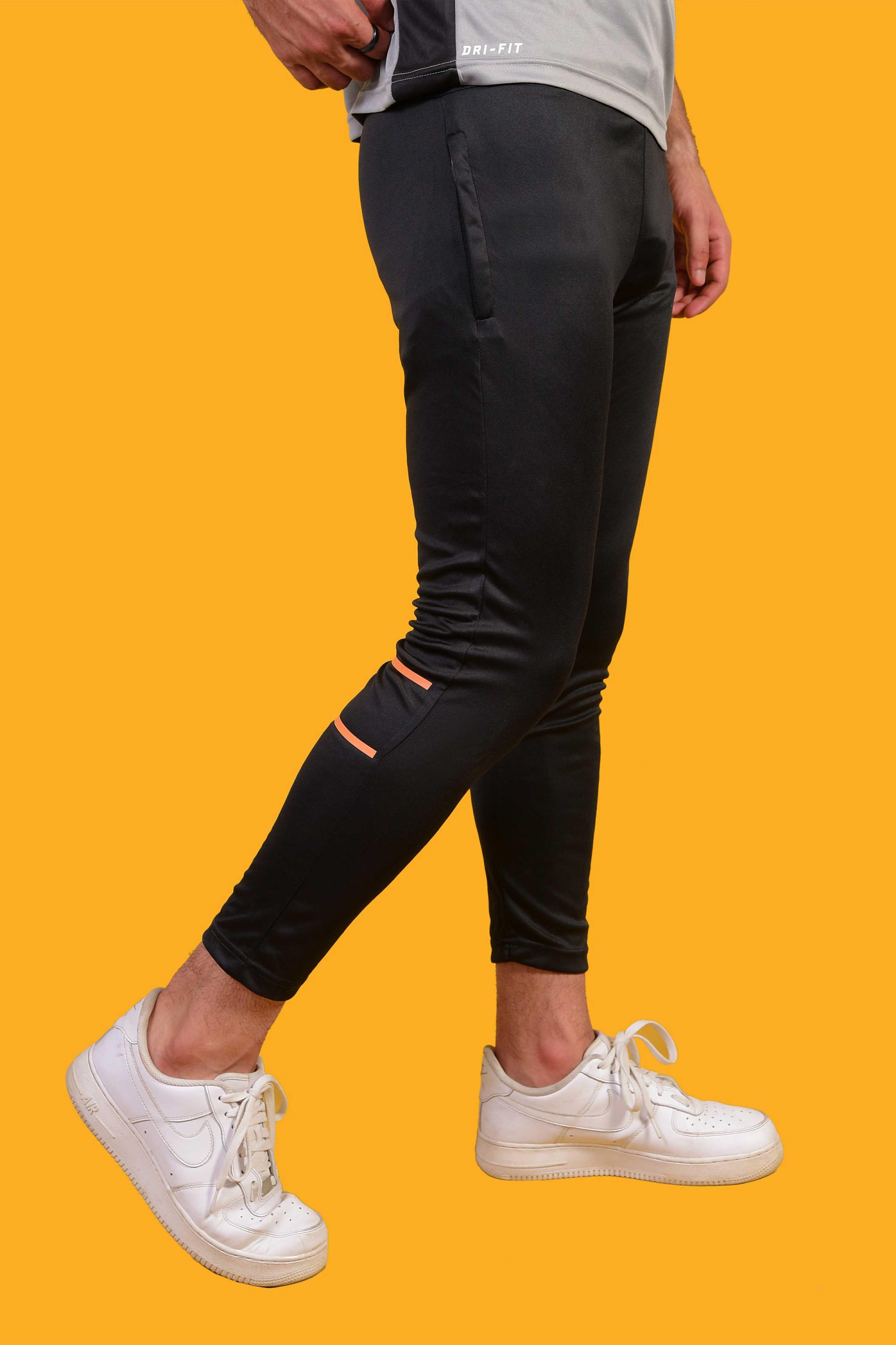 Fitness Welt - Black Bottoms with Orange Linning