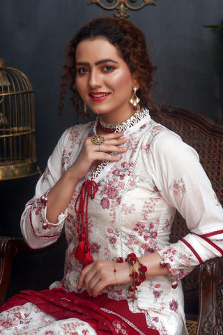 L23201 -  Embroidered Lawn 3P