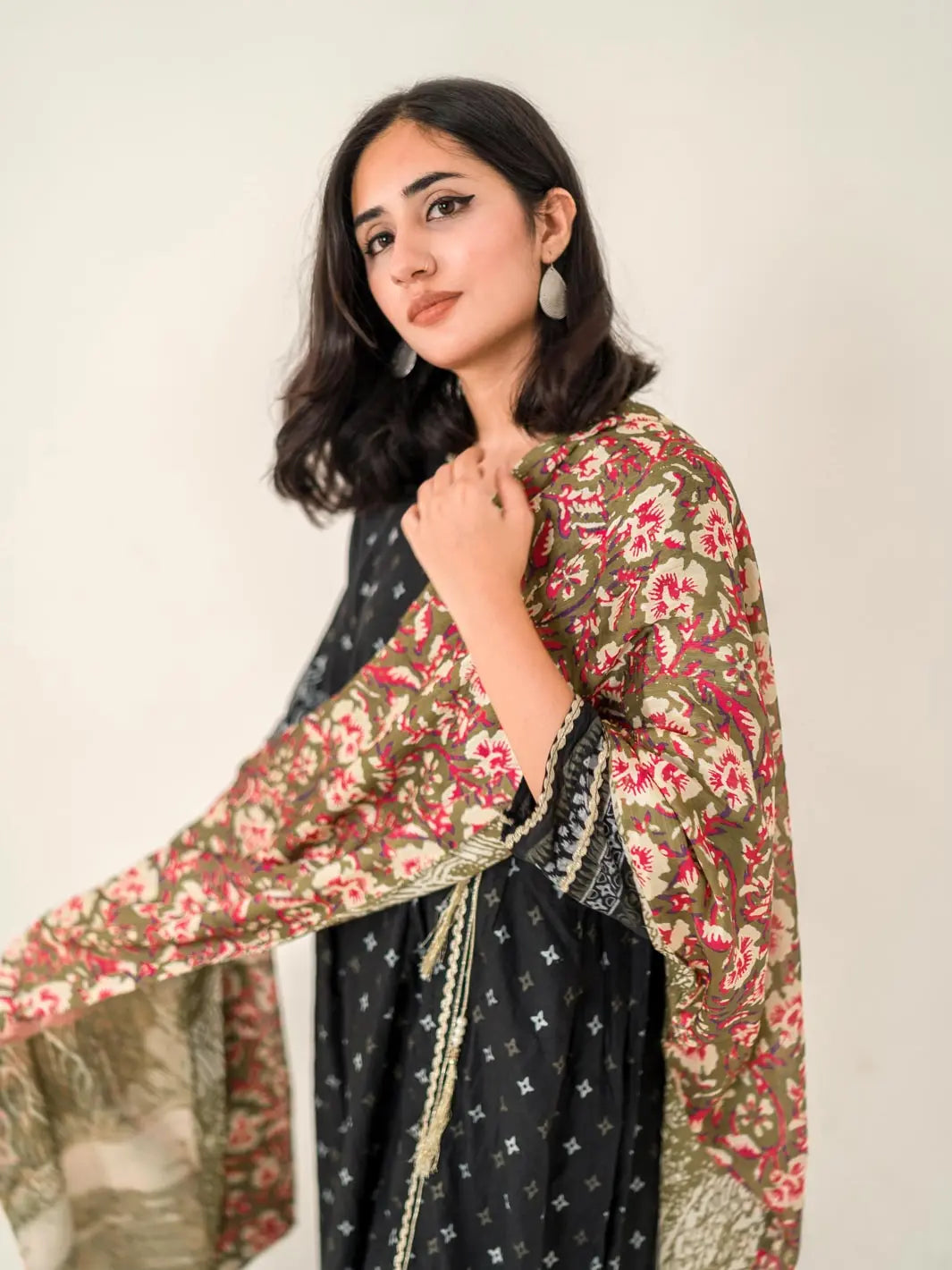 Orchid Floral Stole | Olive | Double Sided TNG by MD