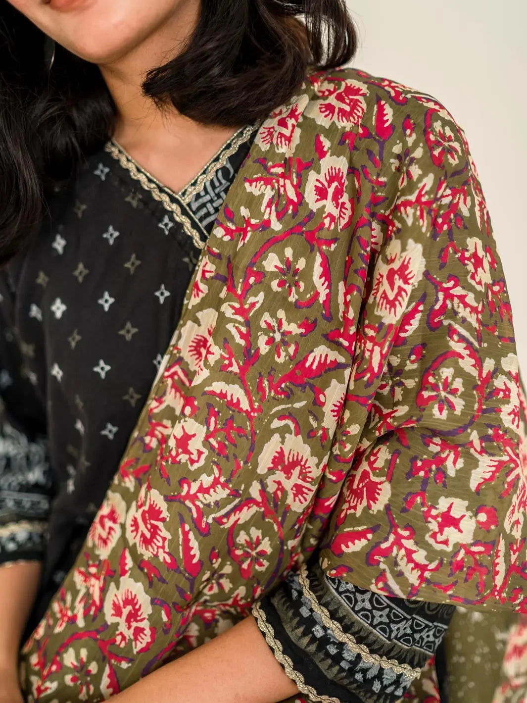 Orchid Floral Stole | Olive | Double Sided TNG by MD