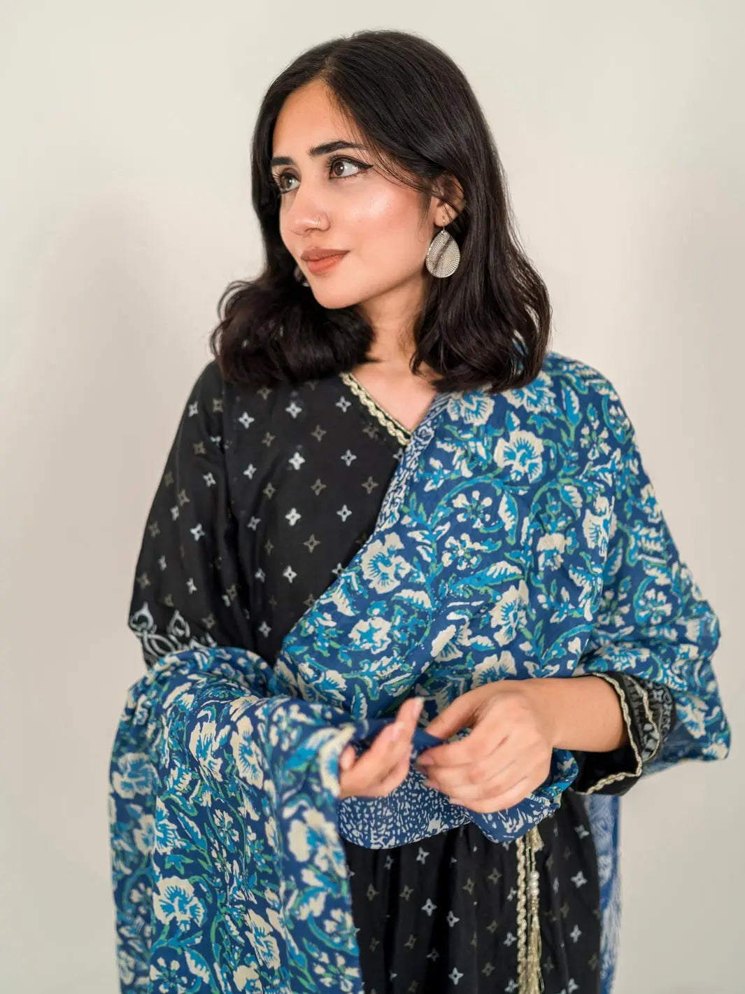 Orchid Floral Stole | Blue | Double Sided TNG by MD