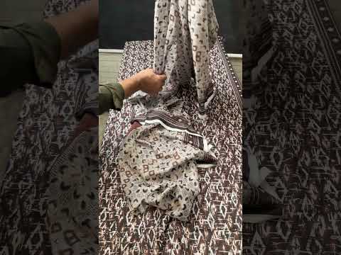 SA5 - Safina Unstitched Printed Lawn 3P