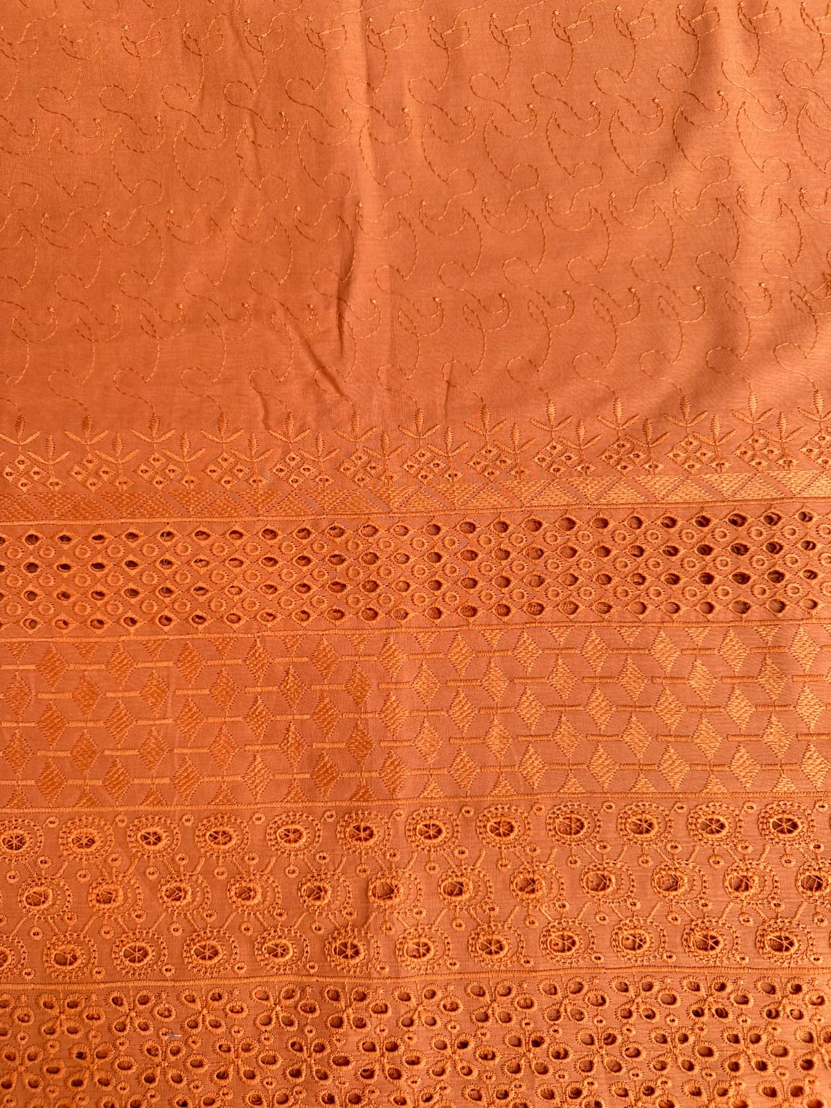 J09 - Johra Chikankari Lawn 2P