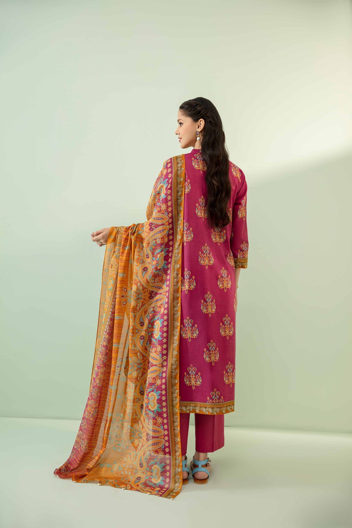 420182 - Nishat Printed Lawn 3P