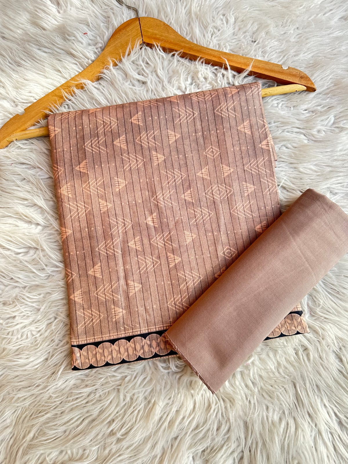 Z54 - Zesh Lawn Bana Dora 2P