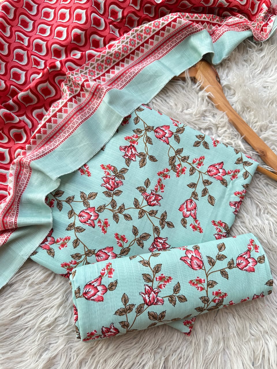 AL86 - Alkaram Printed Khaddar 3P