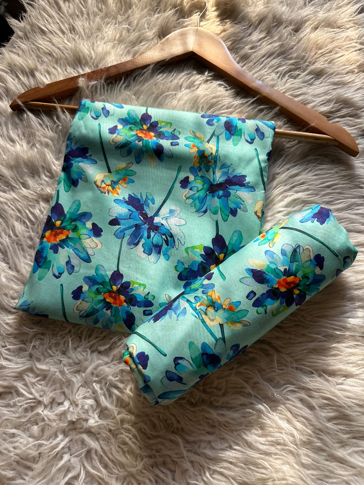 BA 25 - Bareeze Prints Lawn 2P