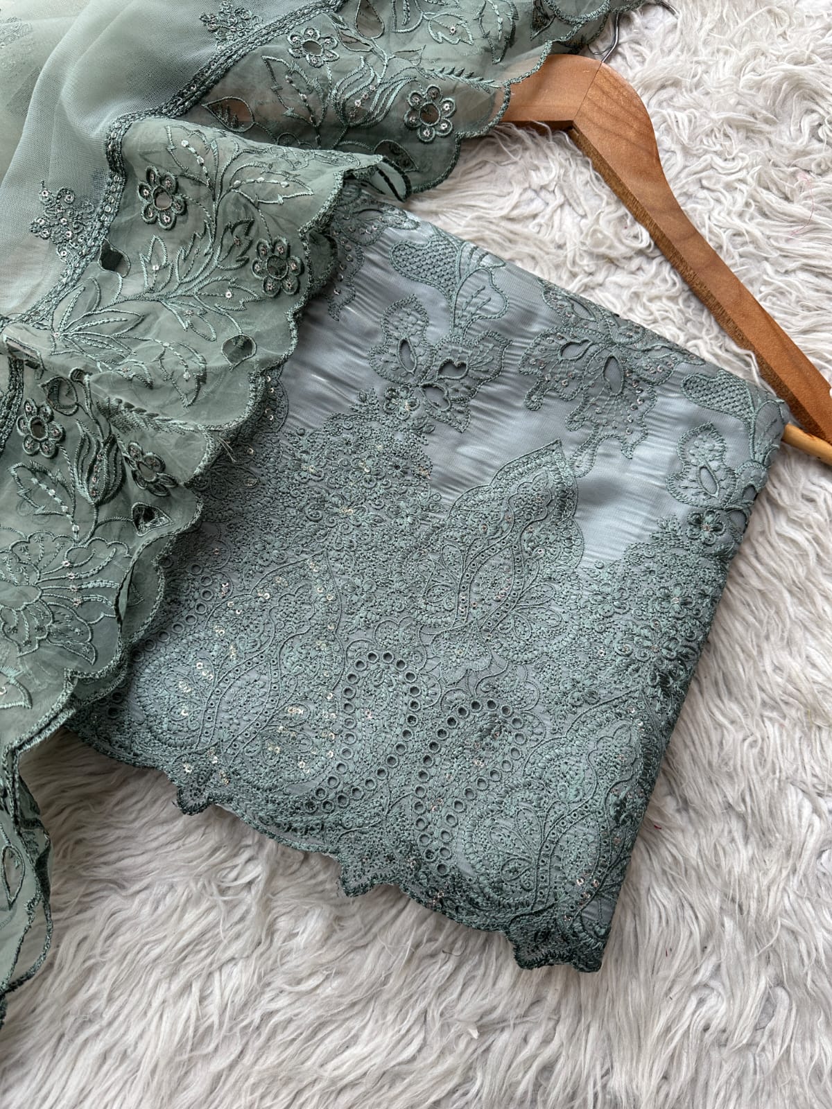 A01 - Sheesha Silk Embroidered 2 Piece