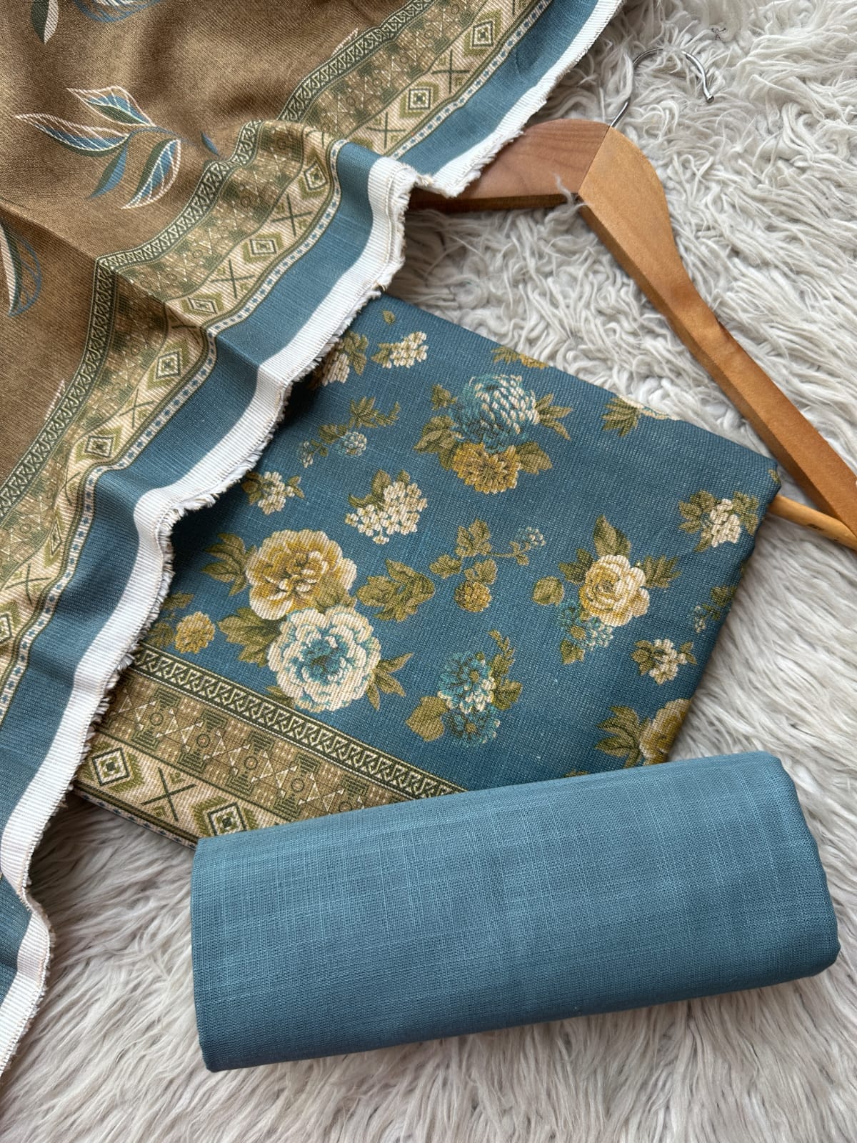 SA23 - Safina Printed Khaddar Jacquard 3P